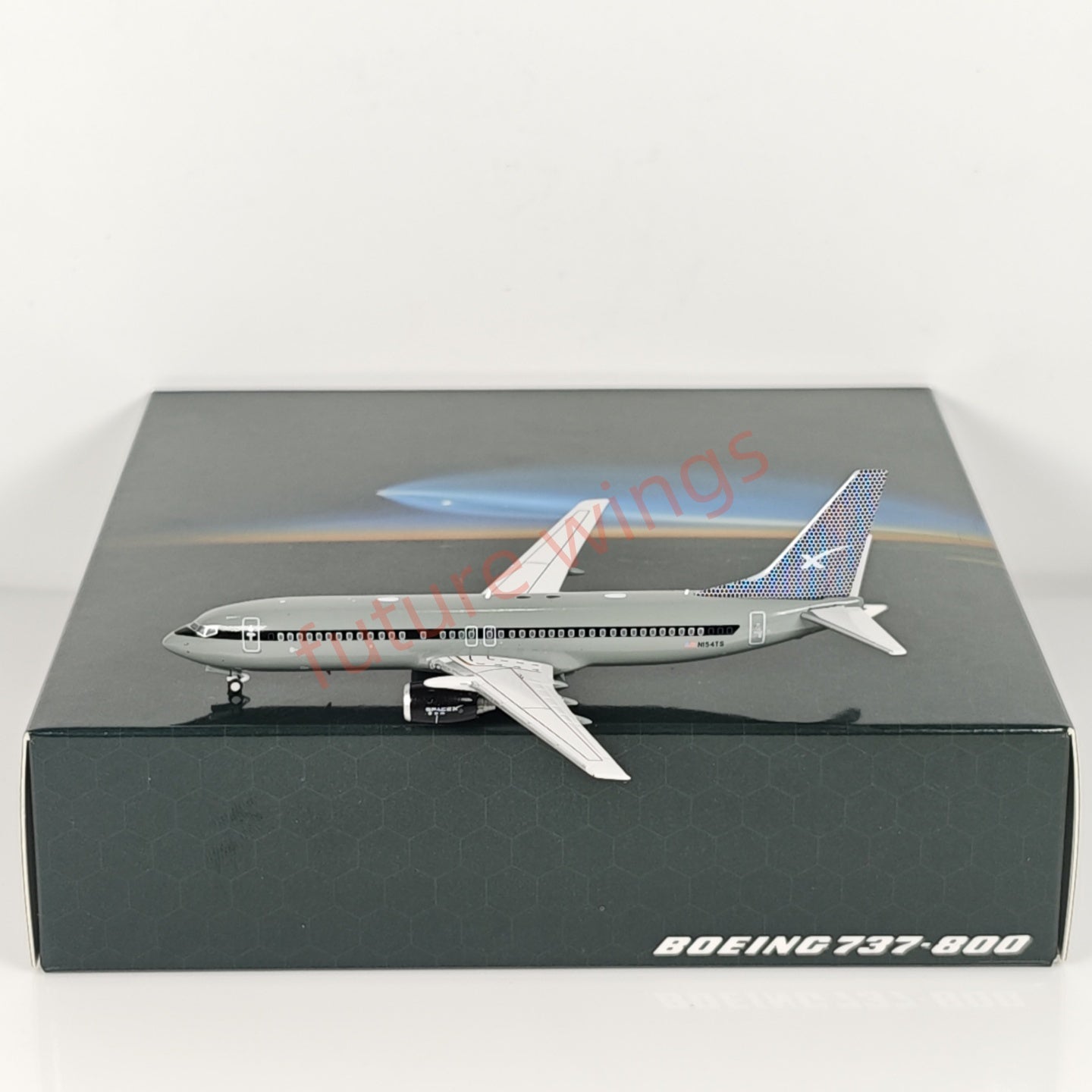 1:400 PandaModel SpaceX B737-800 N154TS Aircraft Model+Free Tractor