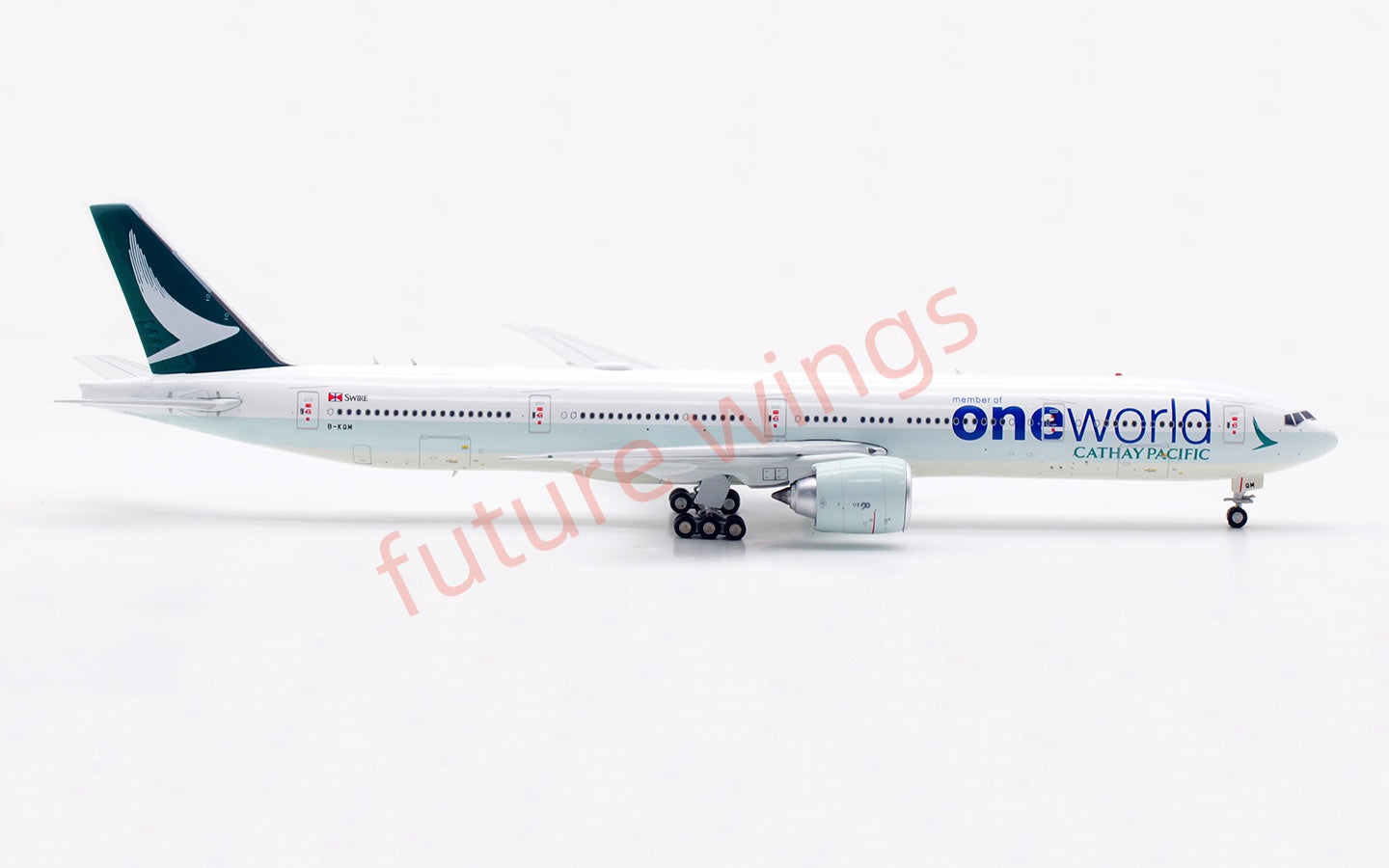 1:400 Aviation400 Cathay Pacific B777-300ER B-KQM Aircraft Model Free Tractor+Stand