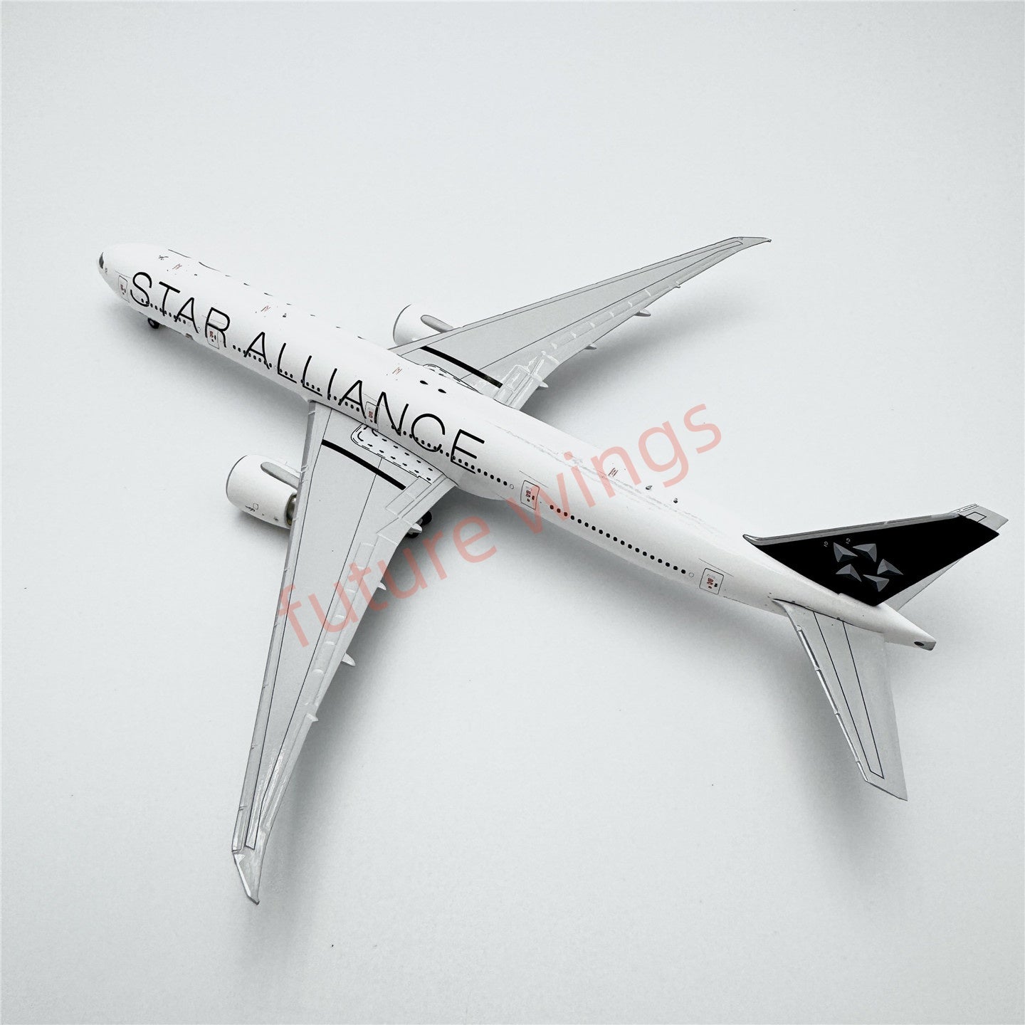 1:400 Geministar EVA Air B777-300ER B-16715 B-16701 "STAR ALLIANCE" Aircraft Model+Free Tractor