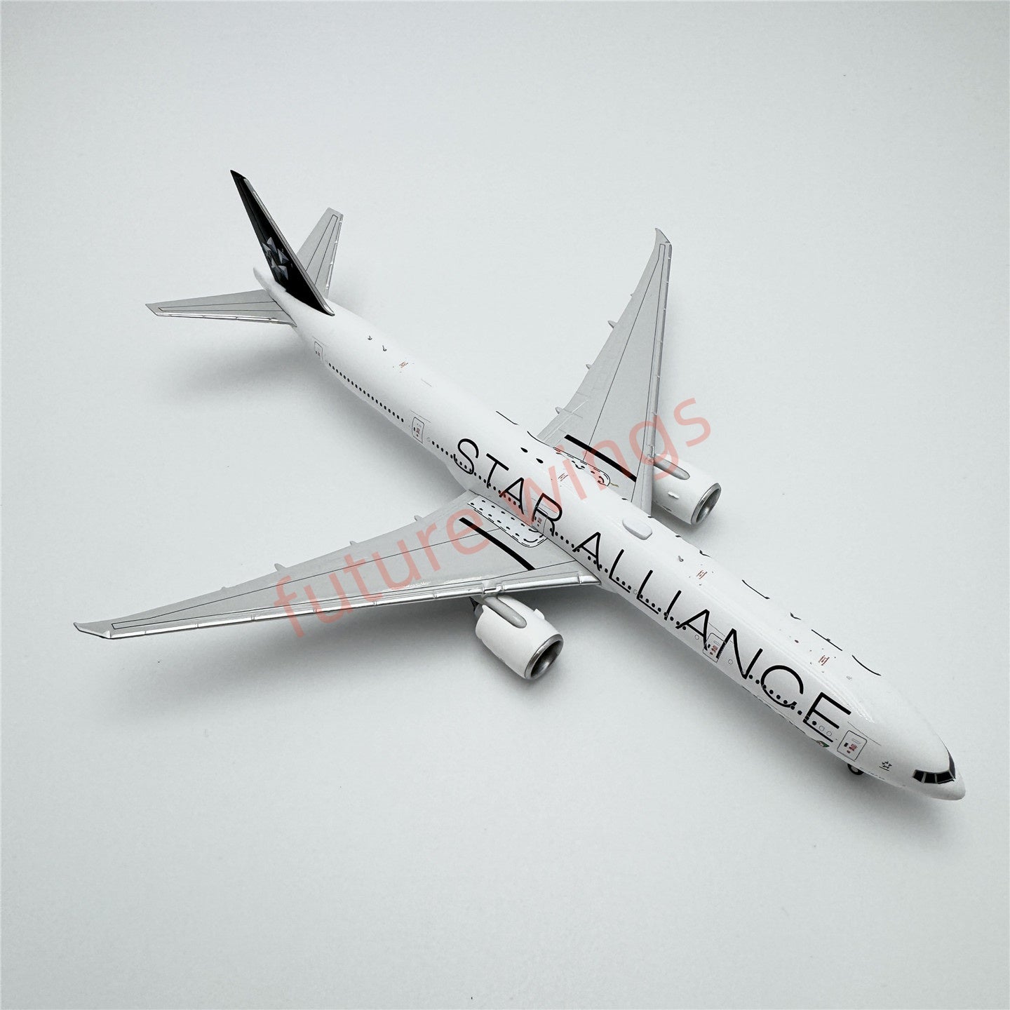 1:400 Geministar EVA Air B777-300ER B-16715 B-16701 "STAR ALLIANCE" Aircraft Model+Free Tractor