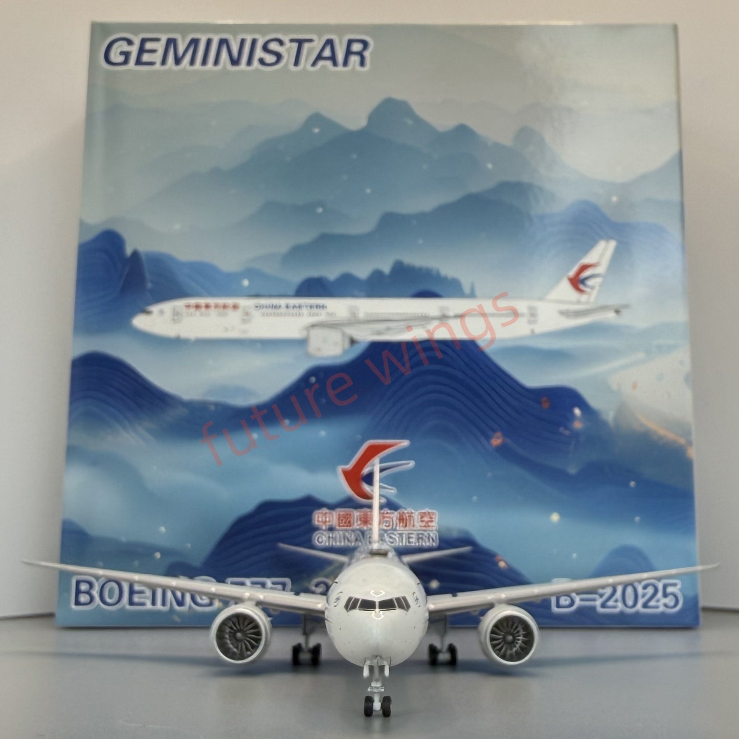 1:400 Geministar China Eastern Airlines B777-300ER B-2025 Aircraft Model+Free Tractor