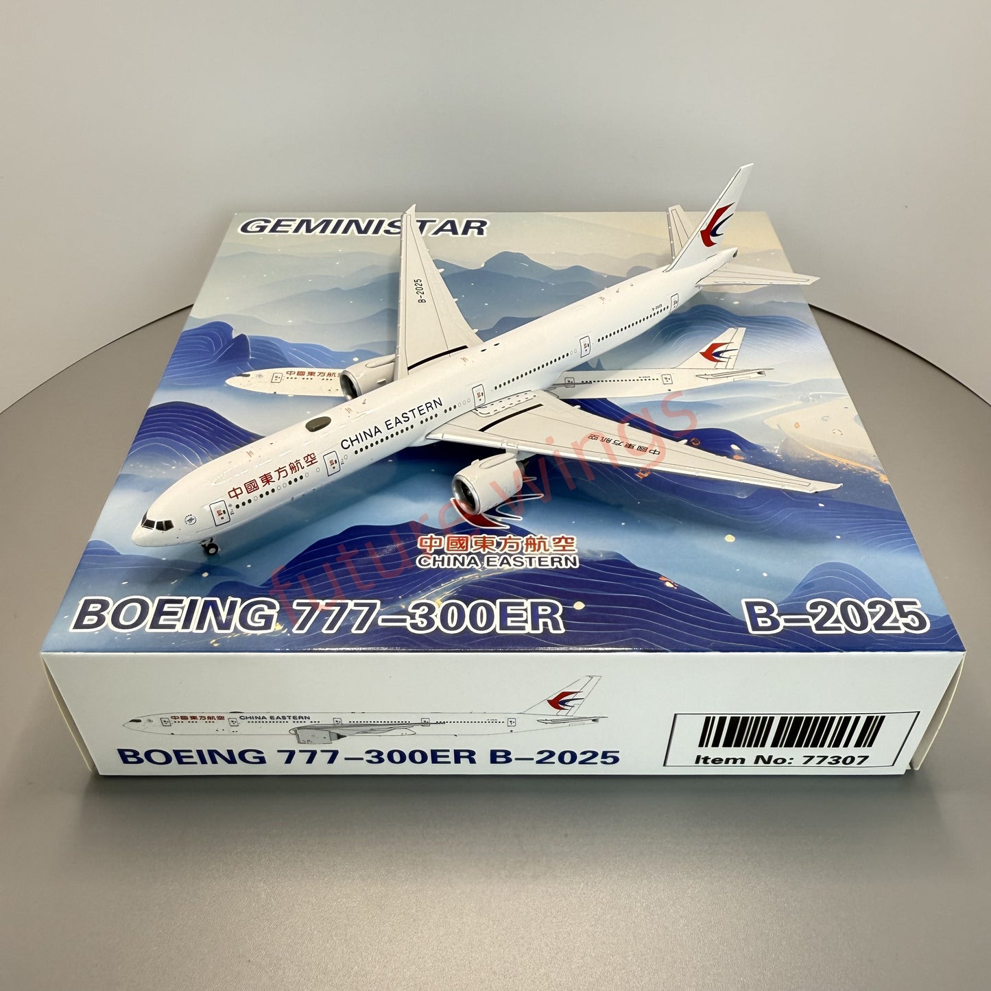 1:400 Geministar China Eastern Airlines B777-300ER B-2025 Aircraft Model+Free Tractor