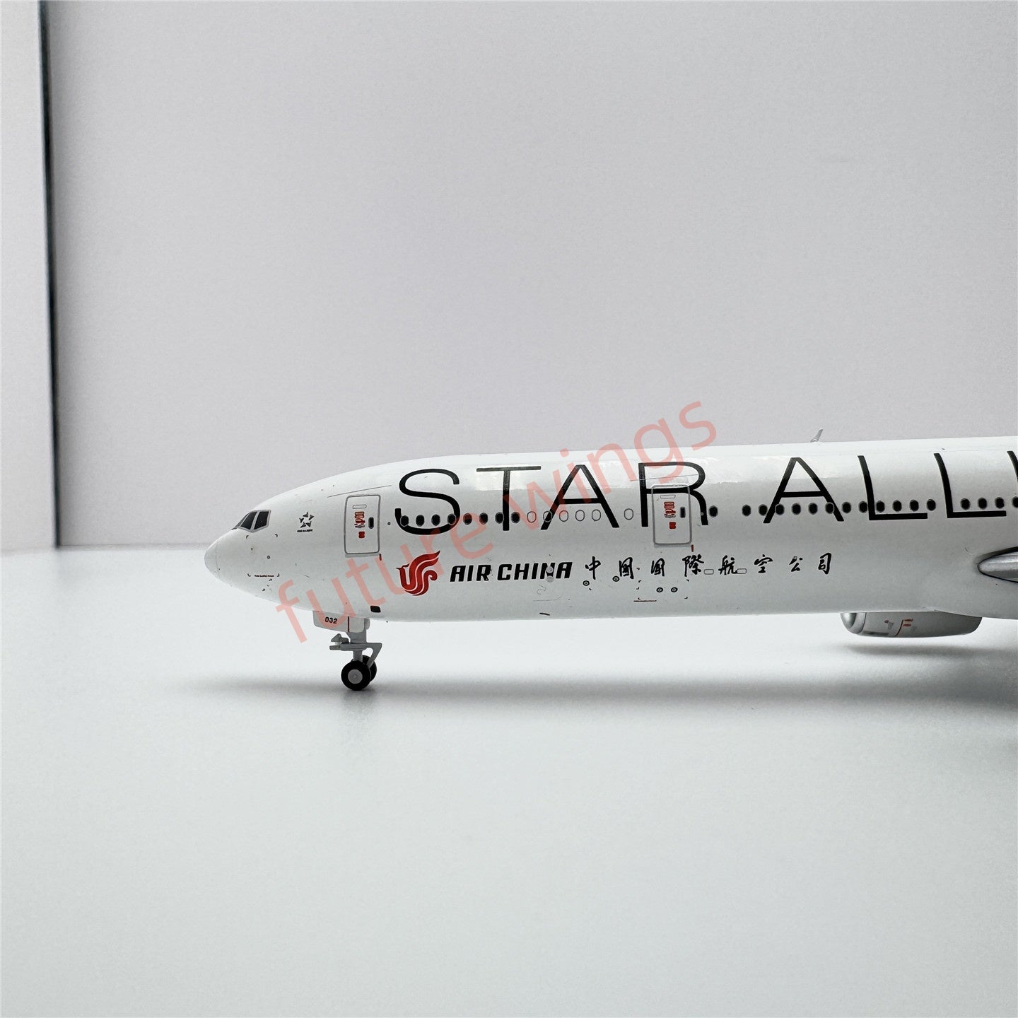 1:400 Geministar Air China B777-300ER B-2032 "STAR ALLIANCE" Aircraft Model+Free Tractor