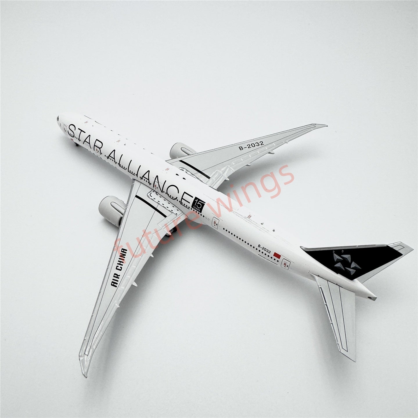 1:400 Geministar Air China B777-300ER B-2032 "STAR ALLIANCE" Aircraft Model+Free Tractor