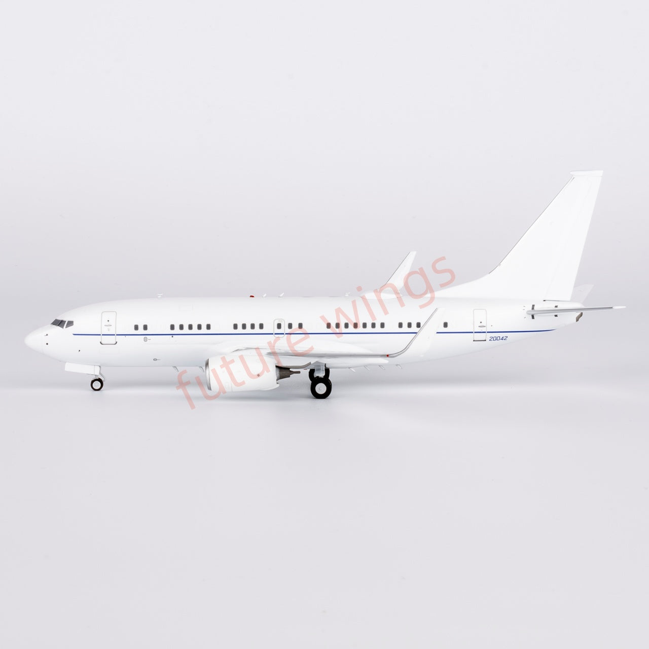 1:200 NG Models NG05008 USAF B737-700 C-40B 20042 Diecast Aircraft Model