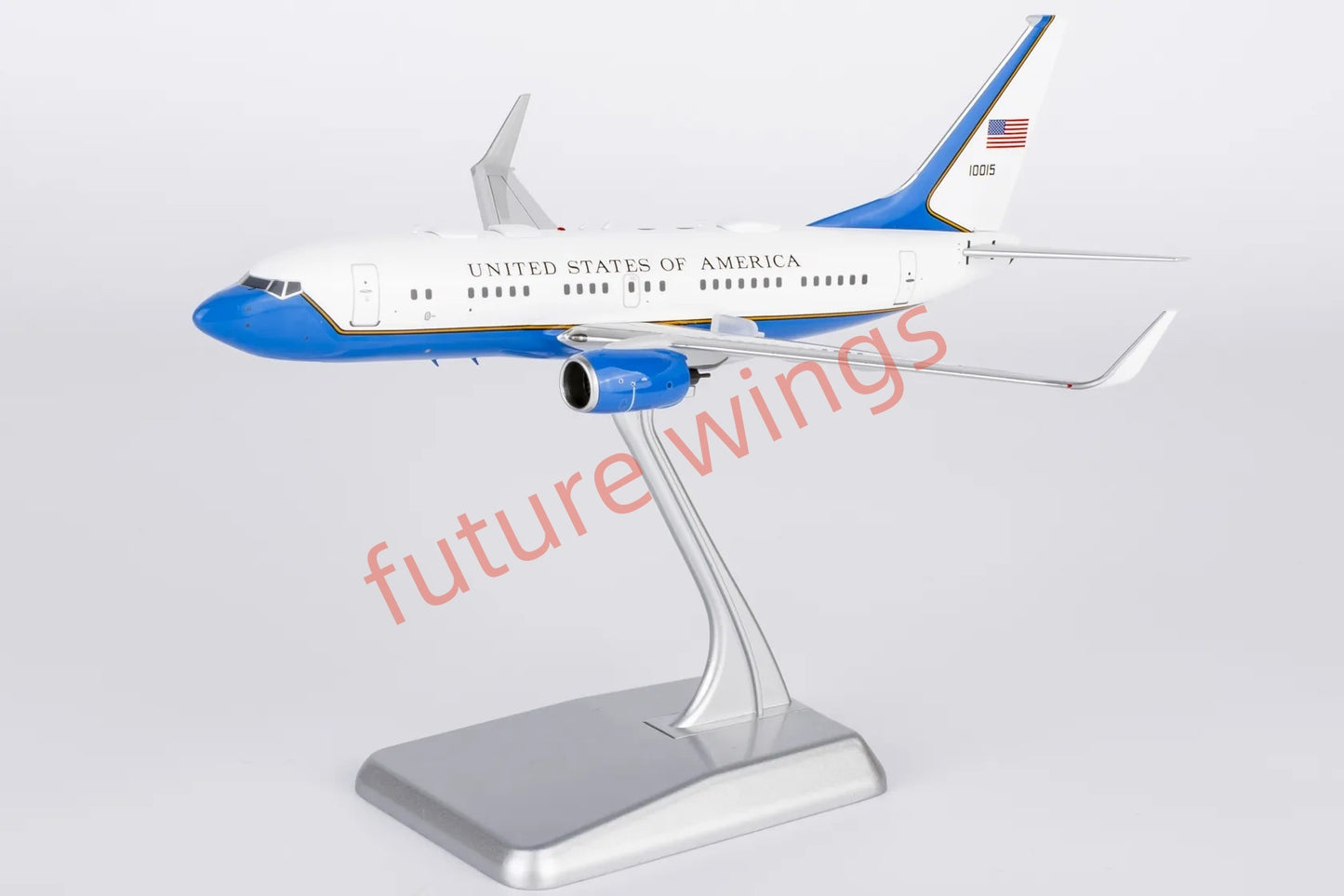 1:200 NG Models NG05016 USAF B737-700 C-40B 01-0015 Diecast Aircraft Model