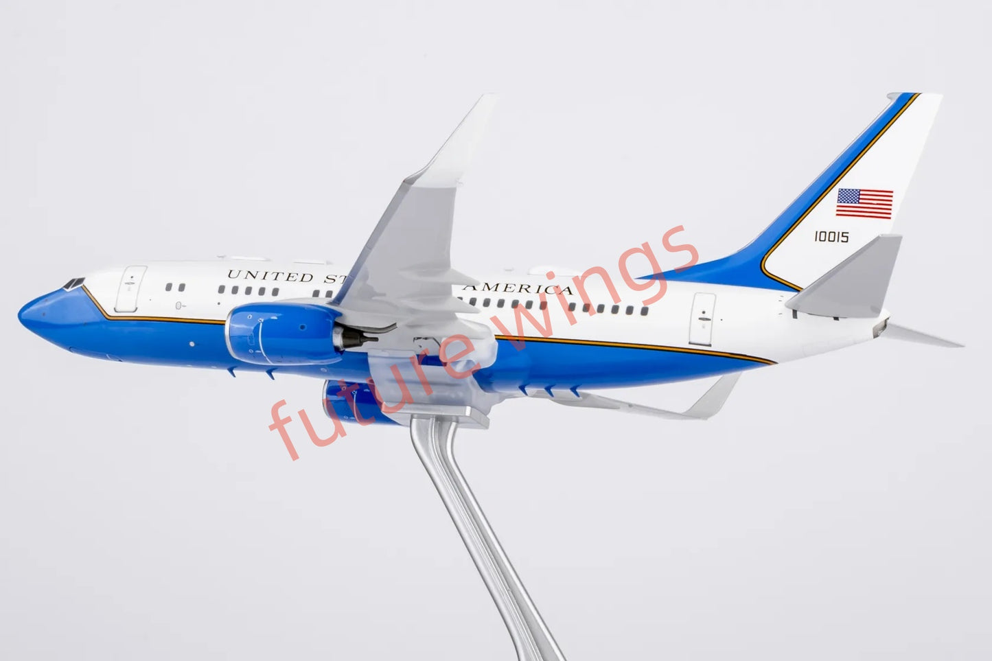 1:200 NG Models NG05016 USAF B737-700 C-40B 01-0015 Diecast Aircraft Model