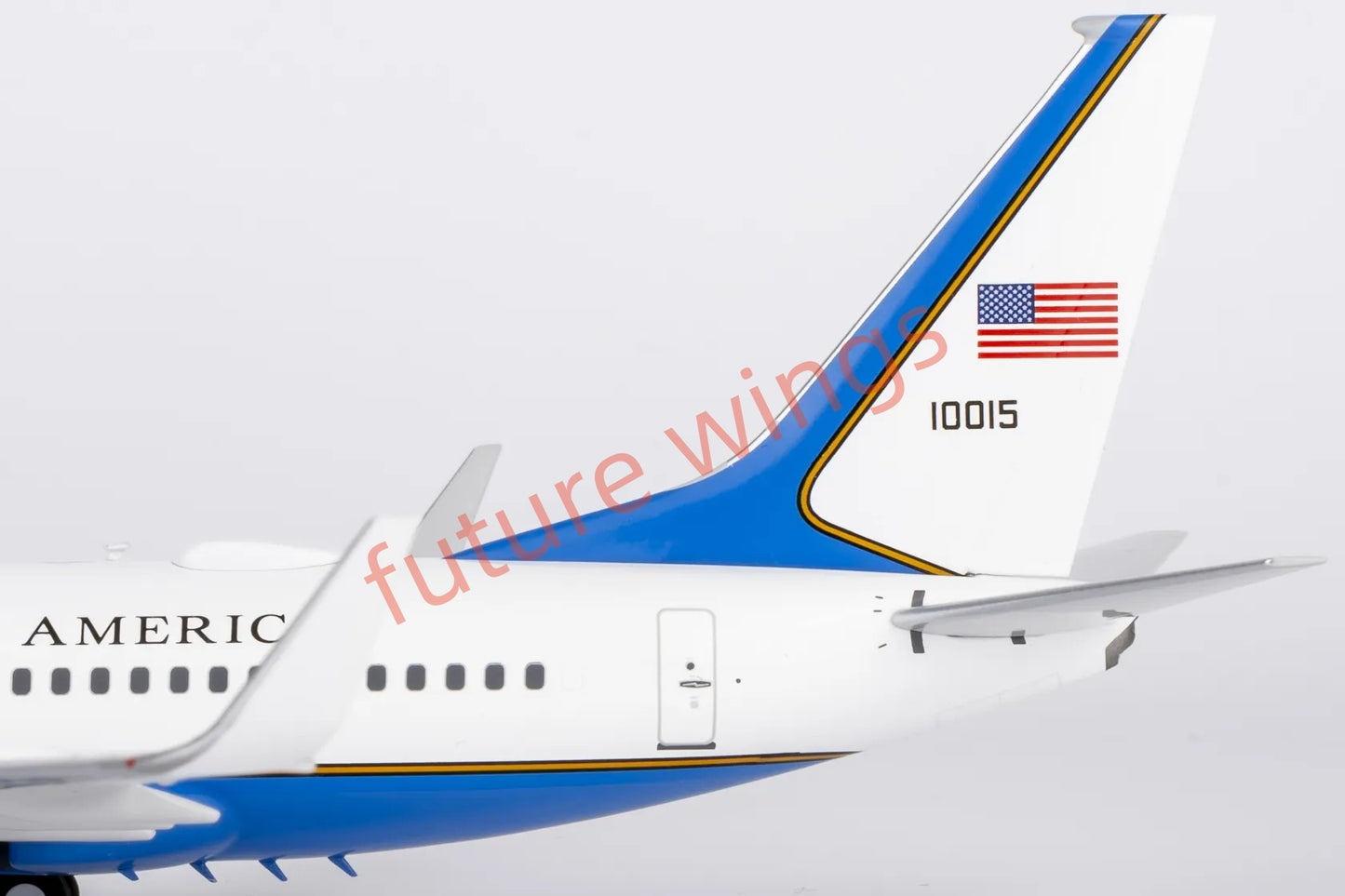 1:200 NG Models NG05016 USAF B737-700 C-40B 01-0015 Diecast Aircraft Model