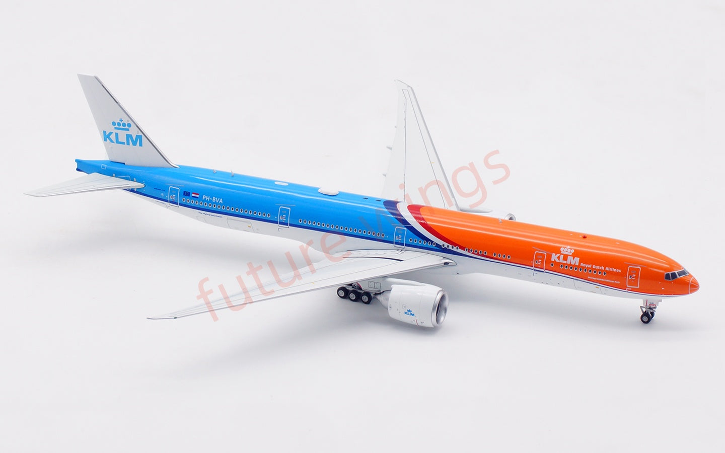 1:400 Aviation400 KLM B777-300ER PH-BVA Aircraft Model Free Tractor+Stand
