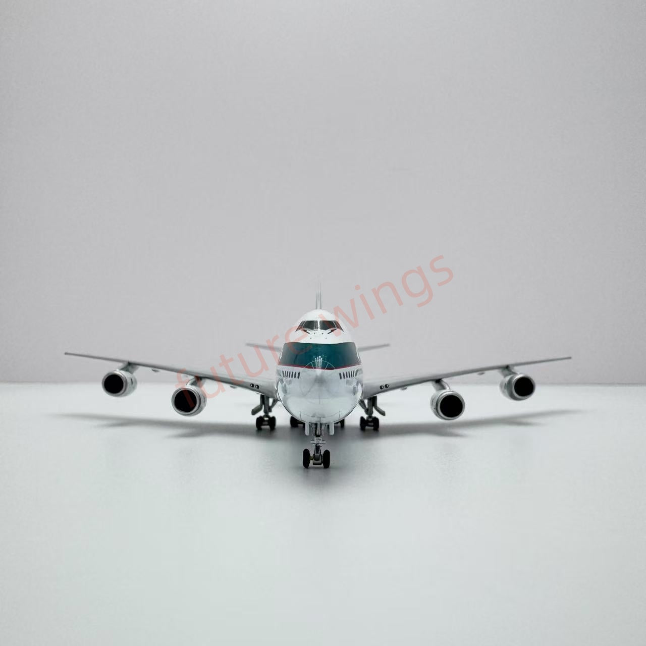 1:400 YY Wings Cathay Pacific B747-300 VR-HON "50years"Free Tractor +Stand