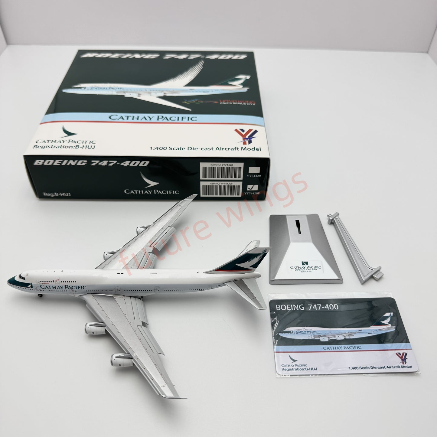 1:400 YY Wings Cathay Pacific B747-400 B-HUJ Aircraft Model Free Tractor+Stand