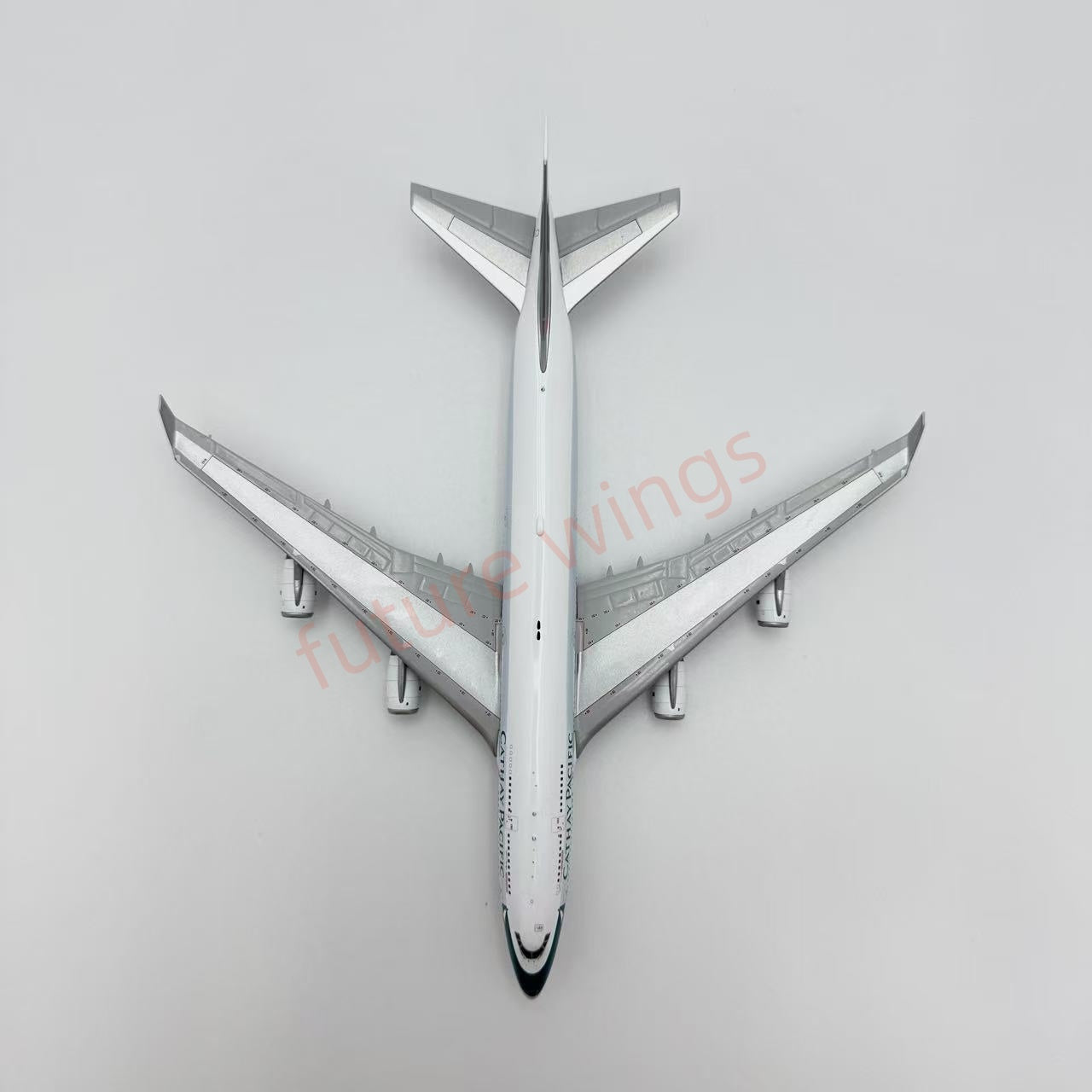 1:400 YY Wings Cathay Pacific B747-400 B-HUJ Aircraft Model Free Tractor+Stand