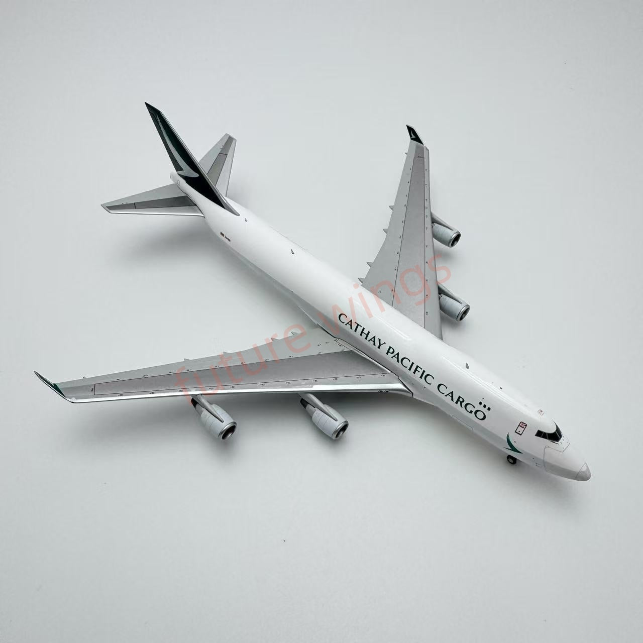 1:400 YY Wings Cathay Pacific Cargo B747-400F B-LIA Aircraft Model+Free Tractor