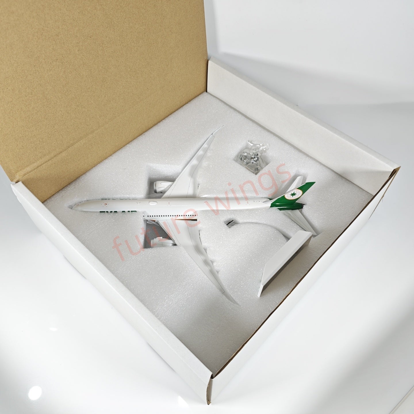 1:200 JC Wings XX2309 EVA Air B787-10 B-17801 Aircraft Model