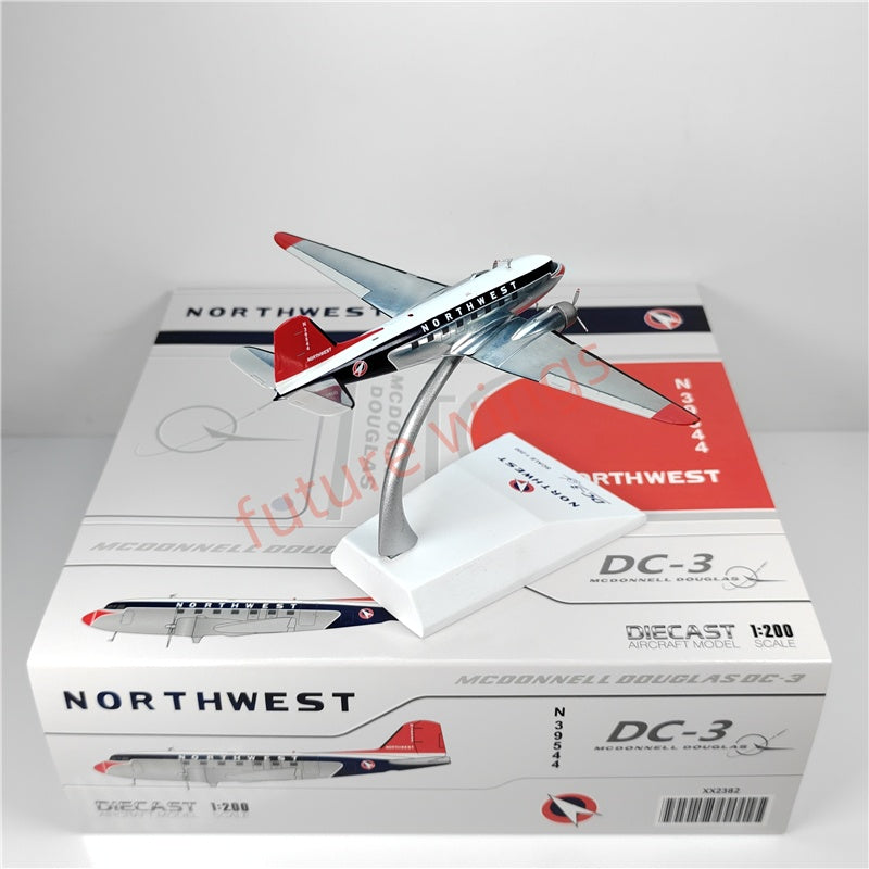 1:200 JC Wings XX2382 Northwest Airlines DC-3 N39544 Diecast Aircraft Model