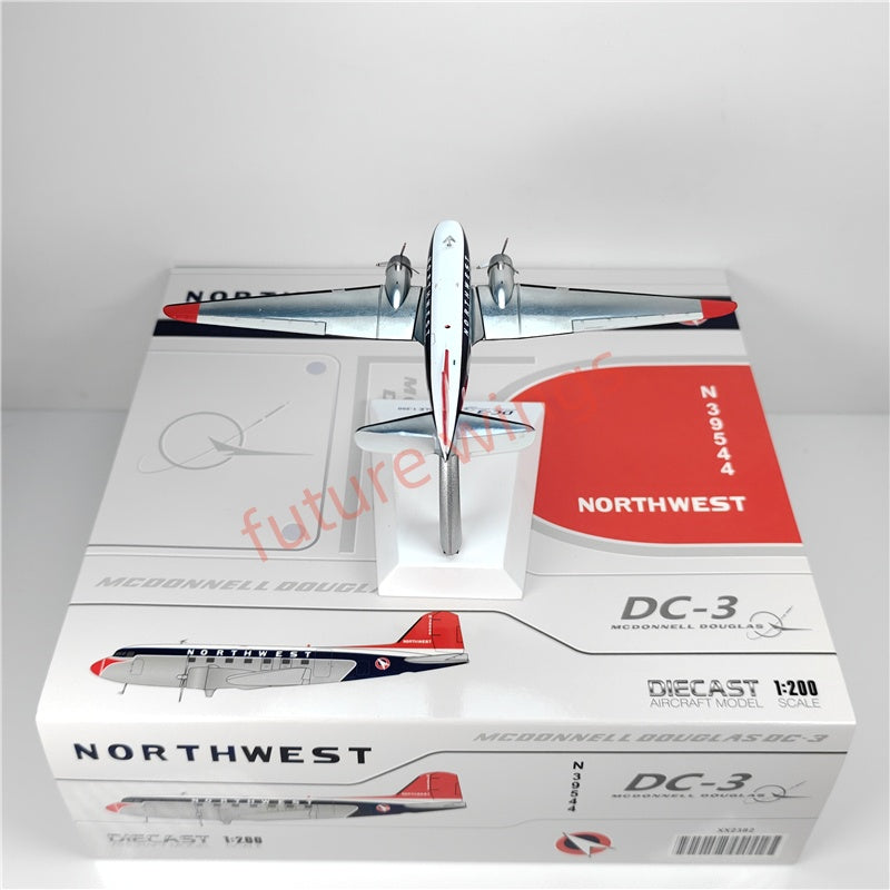 1:200 JC Wings XX2382 Northwest Airlines DC-3 N39544 Diecast Aircraft Model