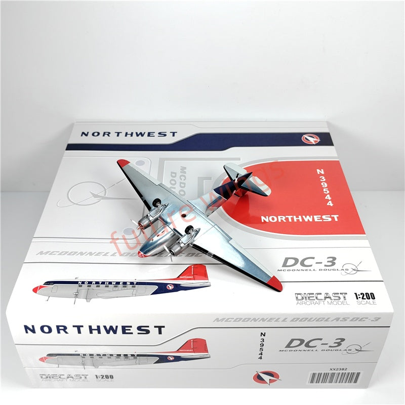 1:200 JC Wings XX2382 Northwest Airlines DC-3 N39544 Diecast Aircraft Model