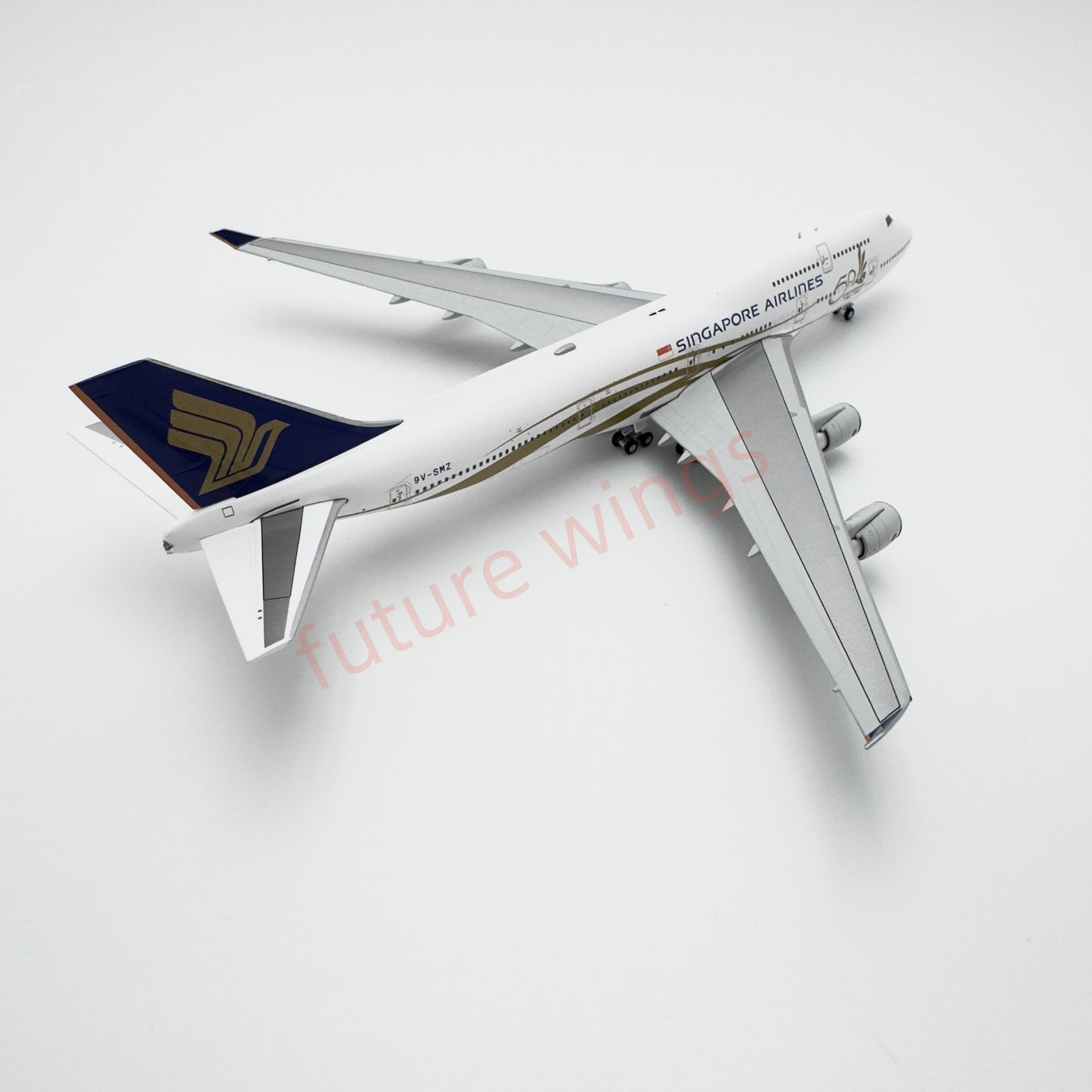 1:400 YY Wings Singapore Airlines B747-400 9V-SMZ “50years” Aircraft Model Free Tractor+Stand