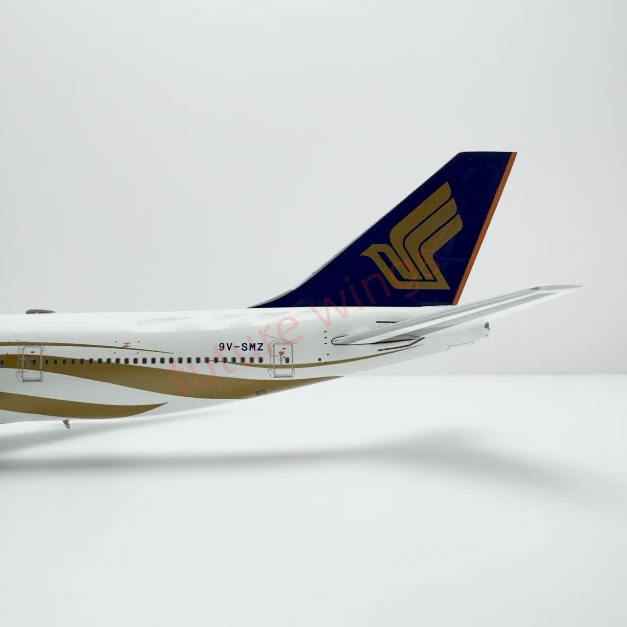 1:400 YY Wings Singapore Airlines B747-400 9V-SMZ “50years” Aircraft Model Free Tractor+Stand