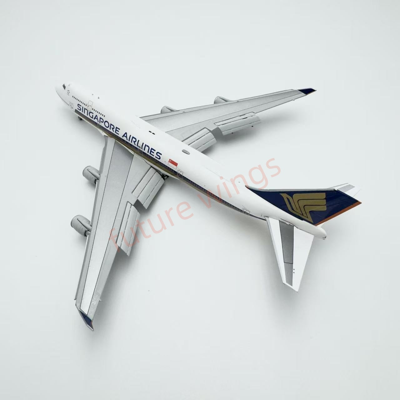 1:400 YY Wings Singapore Airlines B747-400 9V-SMU Aircraft Model Free Tractor+Stand