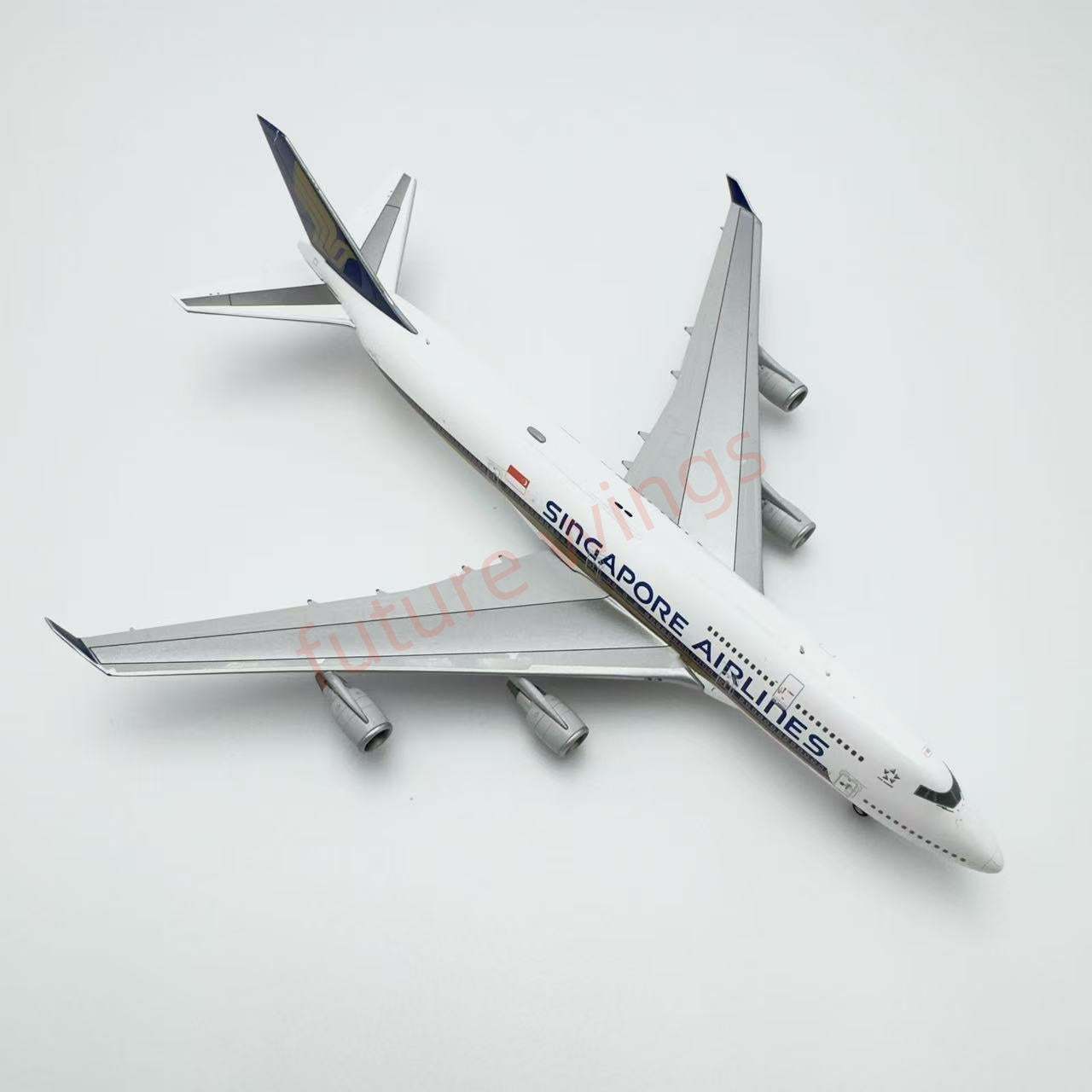 1:400 YY Wings Singapore Airlines B747-400 9V-SMU Aircraft Model Free Tractor+Stand