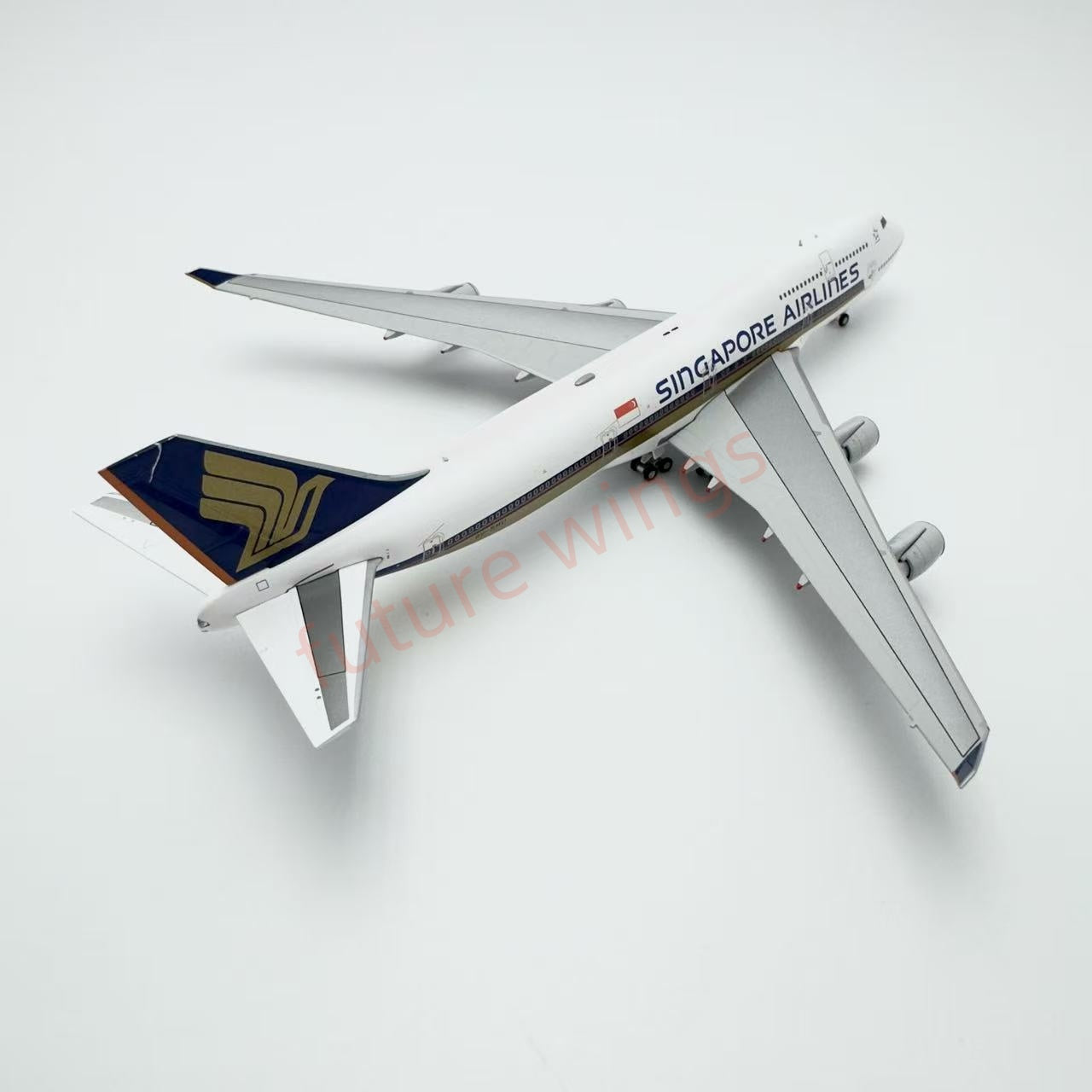 1:400 YY Wings Singapore Airlines B747-400 9V-SMU Aircraft Model Free Tractor+Stand