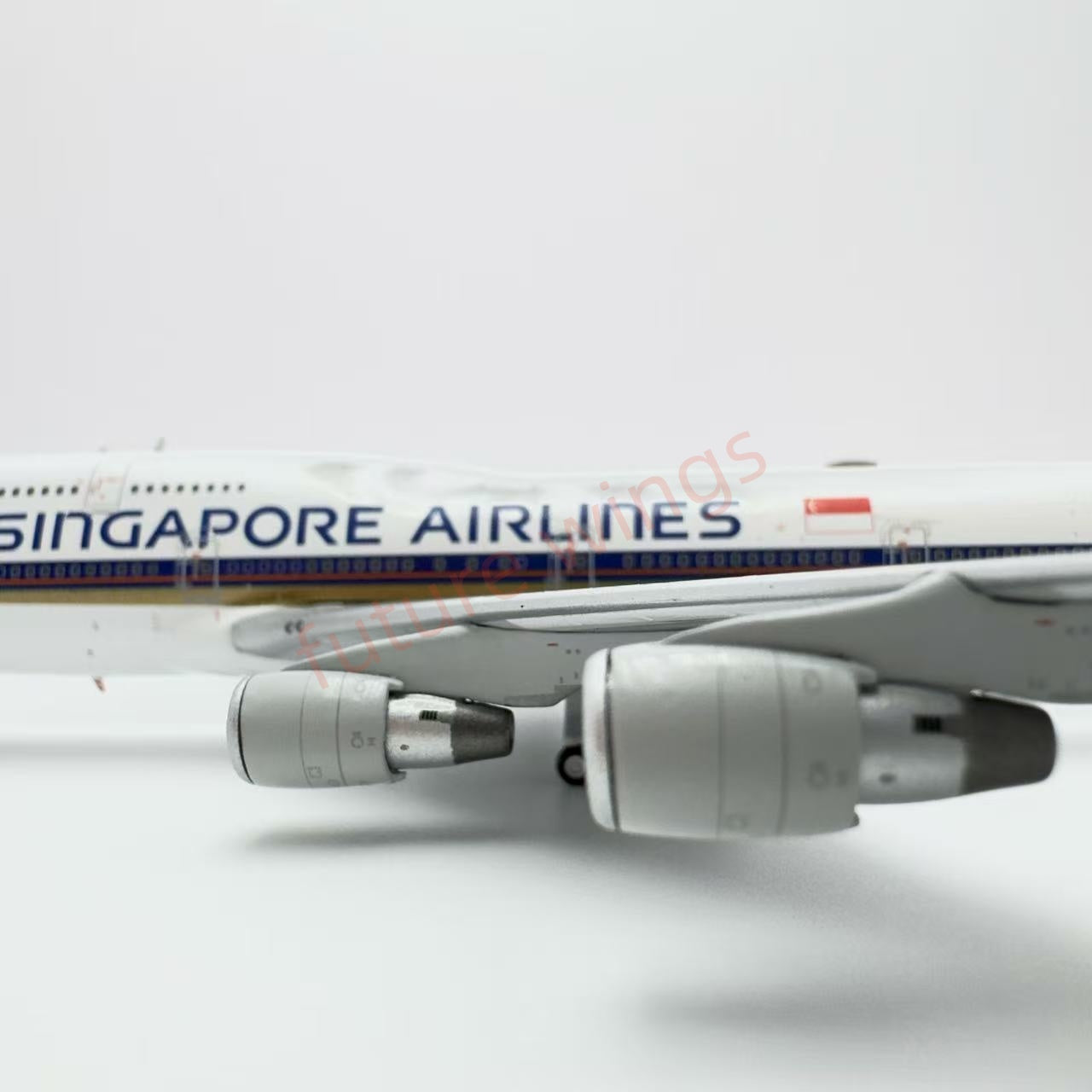 1:400 YY Wings Singapore Airlines B747-400 9V-SMU Aircraft Model Free Tractor+Stand