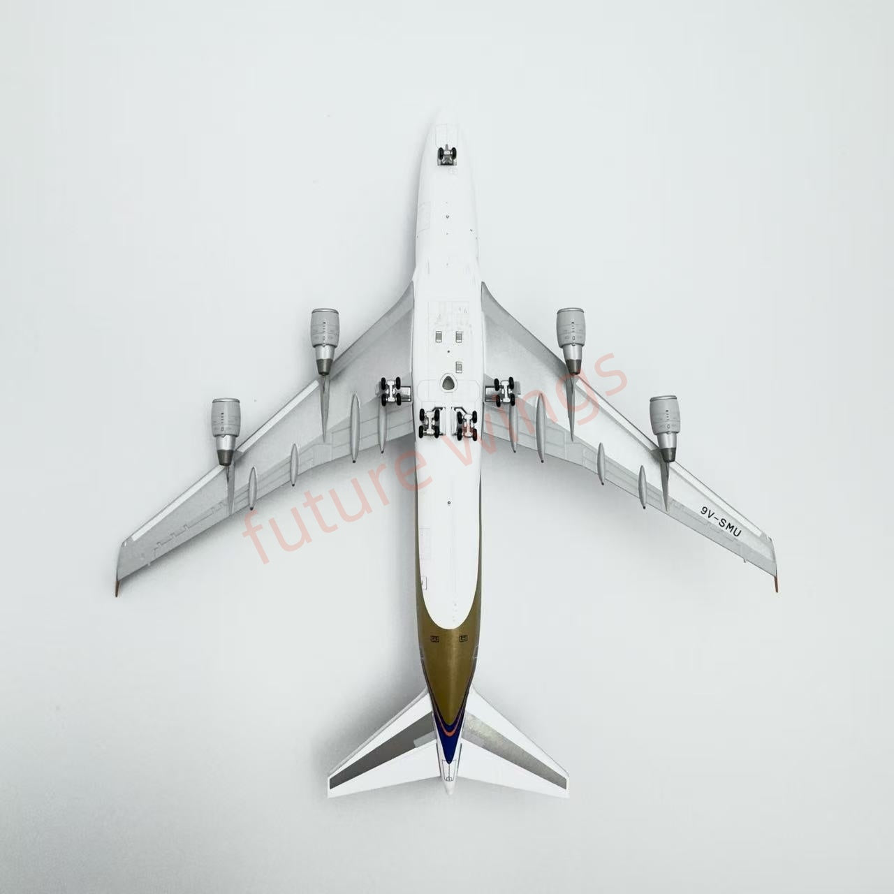 1:400 YY Wings Singapore Airlines B747-400 9V-SMU Aircraft Model Free Tractor+Stand