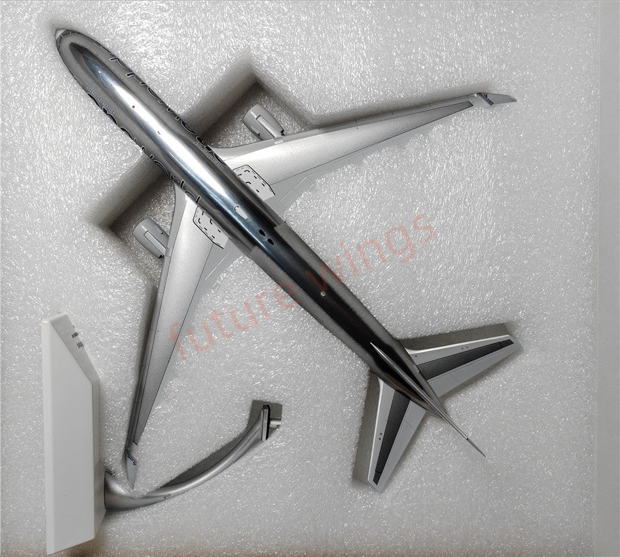 1:200 JC Wings LH2172 American Airlines B767-300ER N395AN "One World"Diecast Aircraft Model