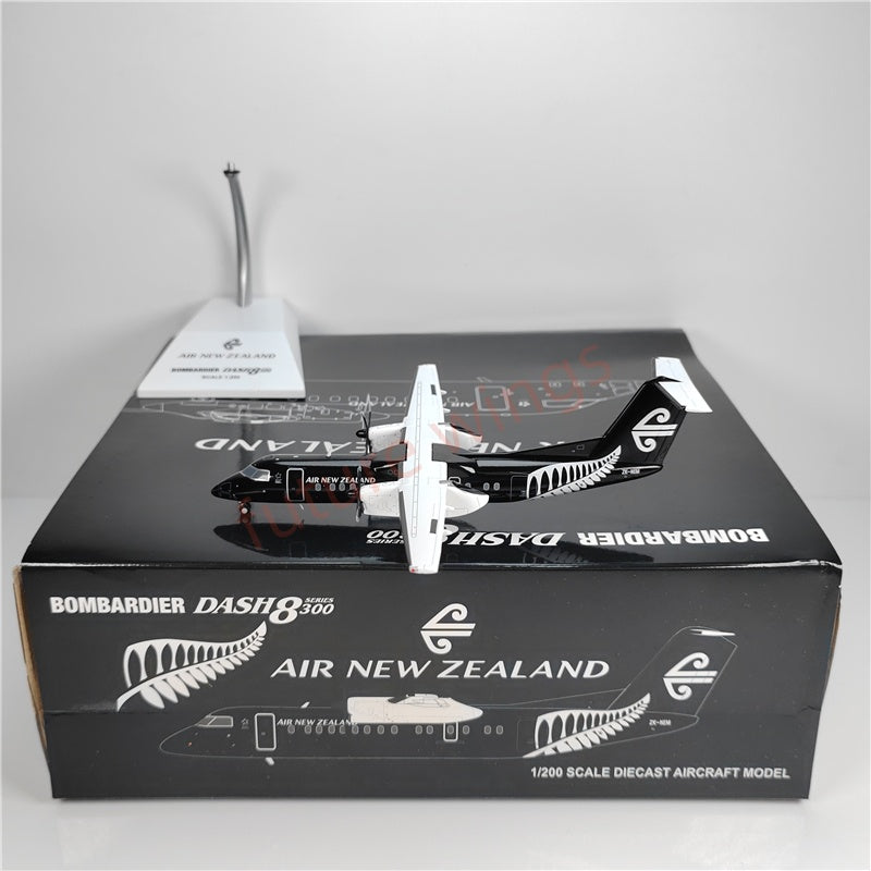 1:200 JC Wings XX2272 Air NewZeland Dash8 Q300 ZK-NEM Diecast Aircraft Model