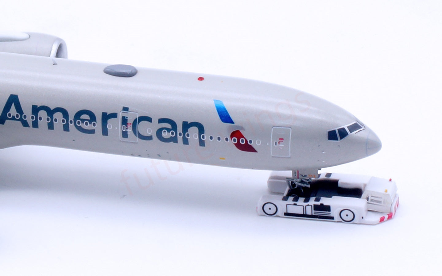 1:400 Aviation400 American Airlines B777-300ER N736AT Aircraft Model Free Tractor+Stand