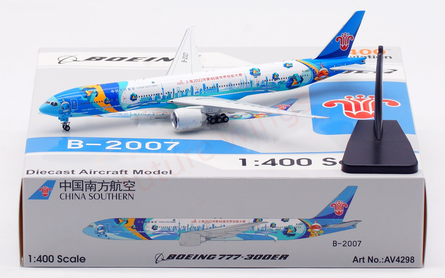 1:400 Aviation400 China Southern Airlines B777-300ER B-2007 Aircraft Model Free Tractor+Stand