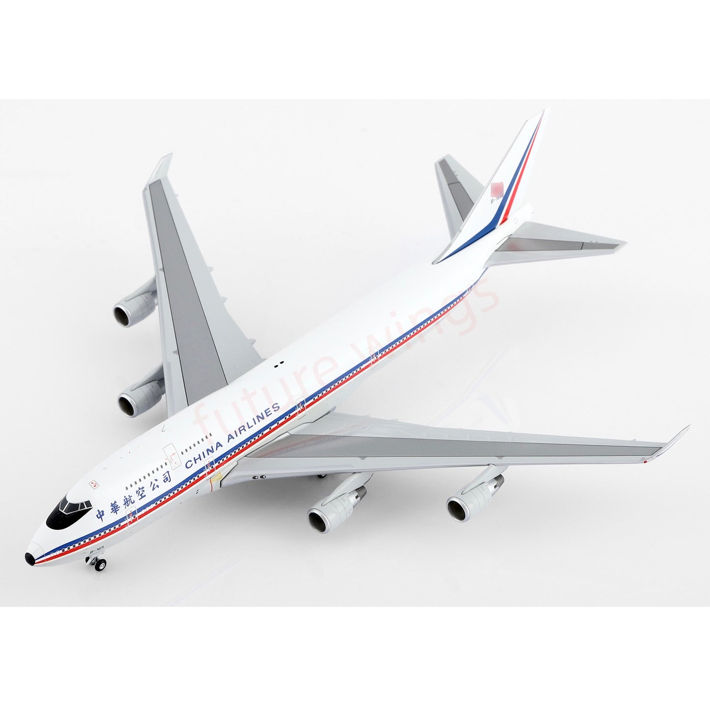 1:400 Kylin Model China Airlines B747-400 B-165 Aircraft Model Free Tractor+Stand