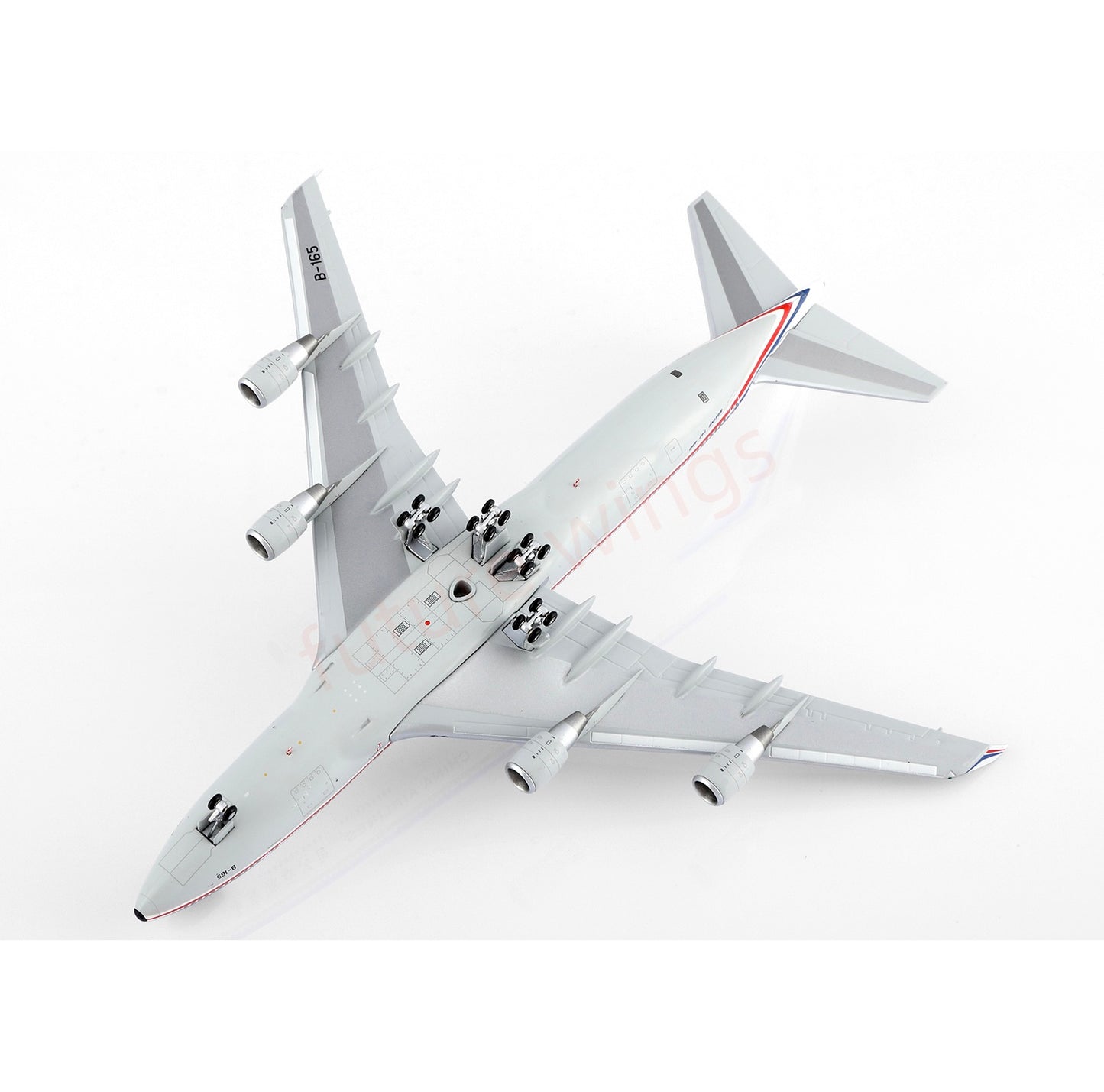1:400 Kylin Model China Airlines B747-400 B-165 Aircraft Model Free Tractor+Stand