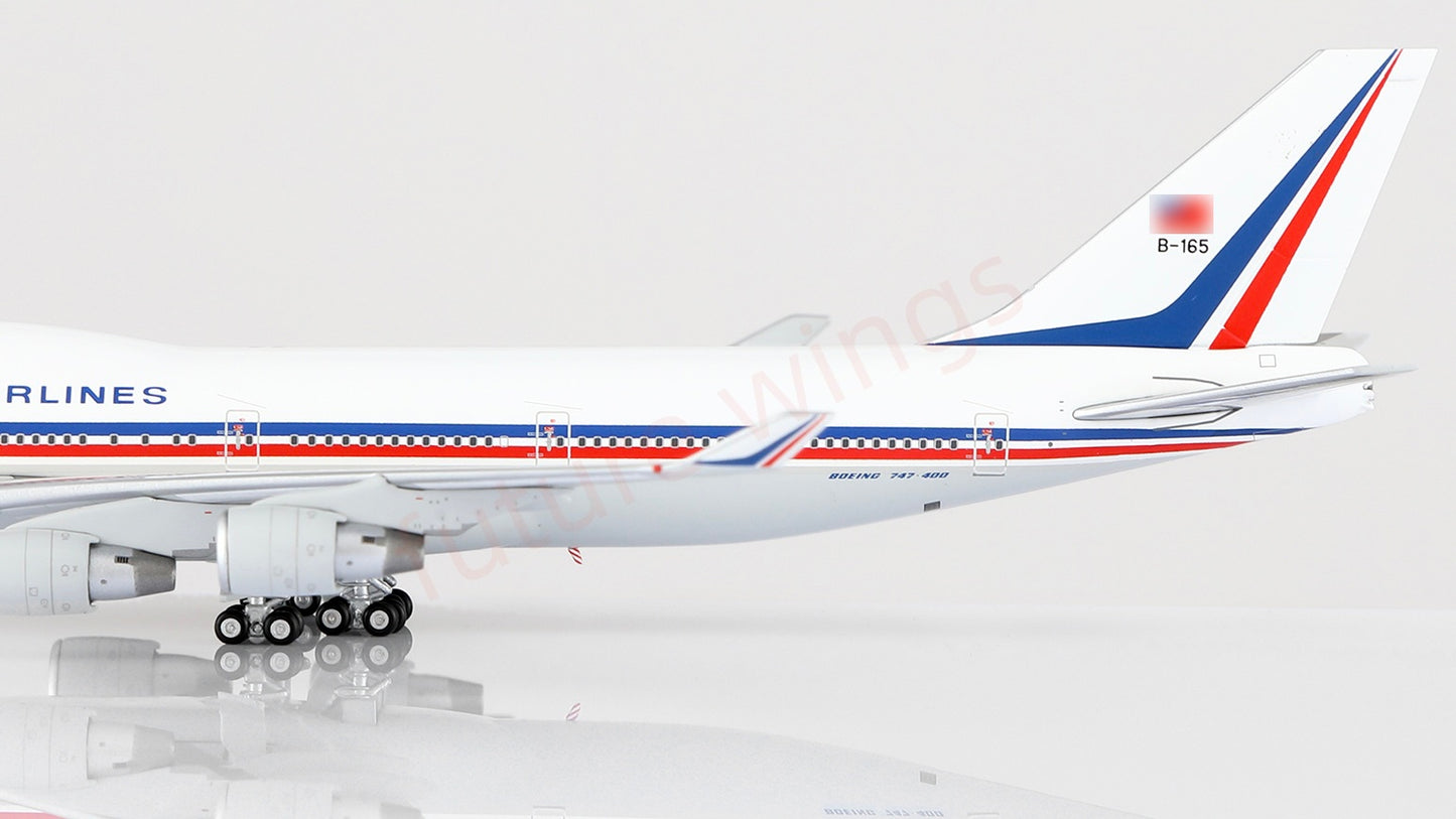 1:400 Kylin Model China Airlines B747-400 B-165 Aircraft Model Free Tractor+Stand