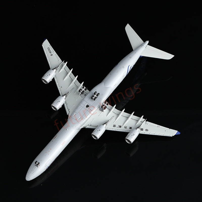 1:400 YY Wings China Eastern Airlines A340-600 B-6053 "SKYTEAM" Aircraft Model+Free Tractor