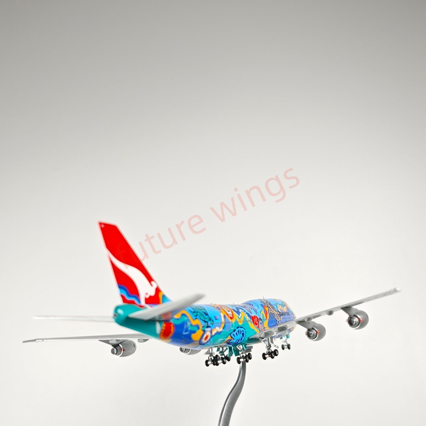 1:400 HX Models Qantas Airways B747-300 VH-EBU Aircraft Model Free Tractor +Stand