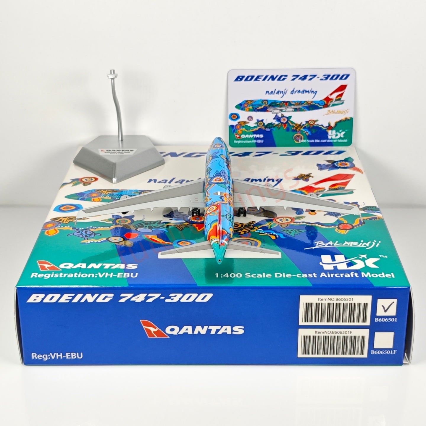 1:400 HX Models Qantas Airways B747-300 VH-EBU Aircraft Model Free Tractor +Stand