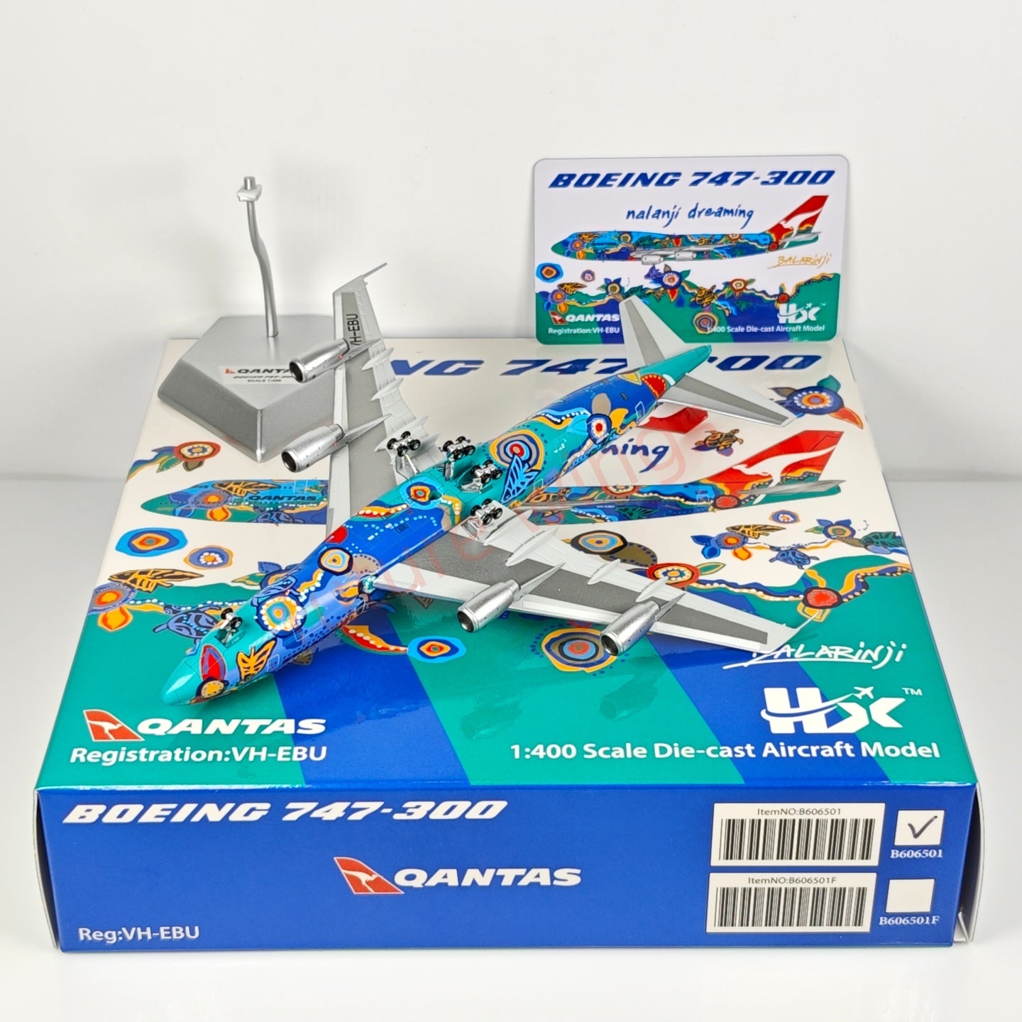 1:400 HX Models Qantas Airways B747-300 VH-EBU Aircraft Model Free Tractor +Stand