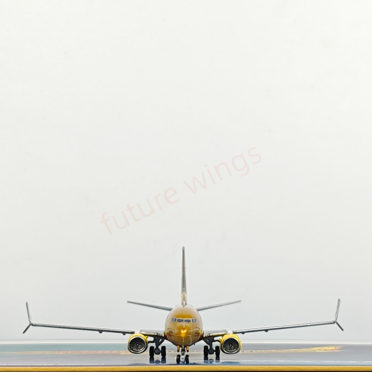 1:400 AeroPolaris Tui Airways B737-800 D-ATUD "Haribo Goldbaren"Aircraft Model+Free Tractor