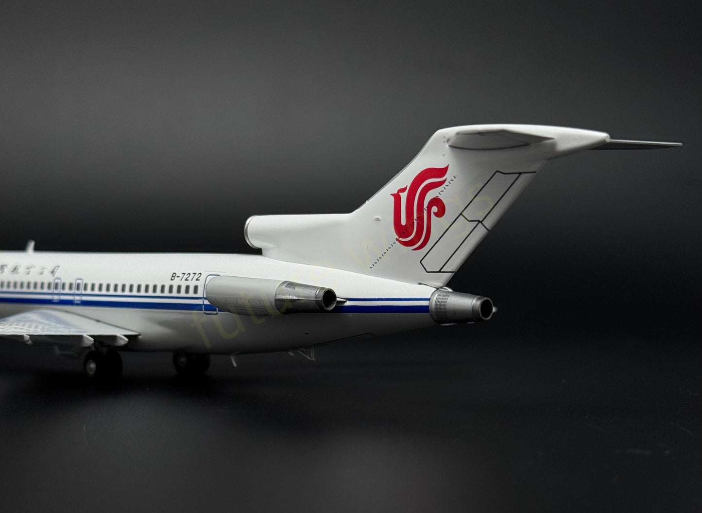 1:200 KJ Model(JC Wings) Air China B727-200 B-7272 Diecast Aircraft Model