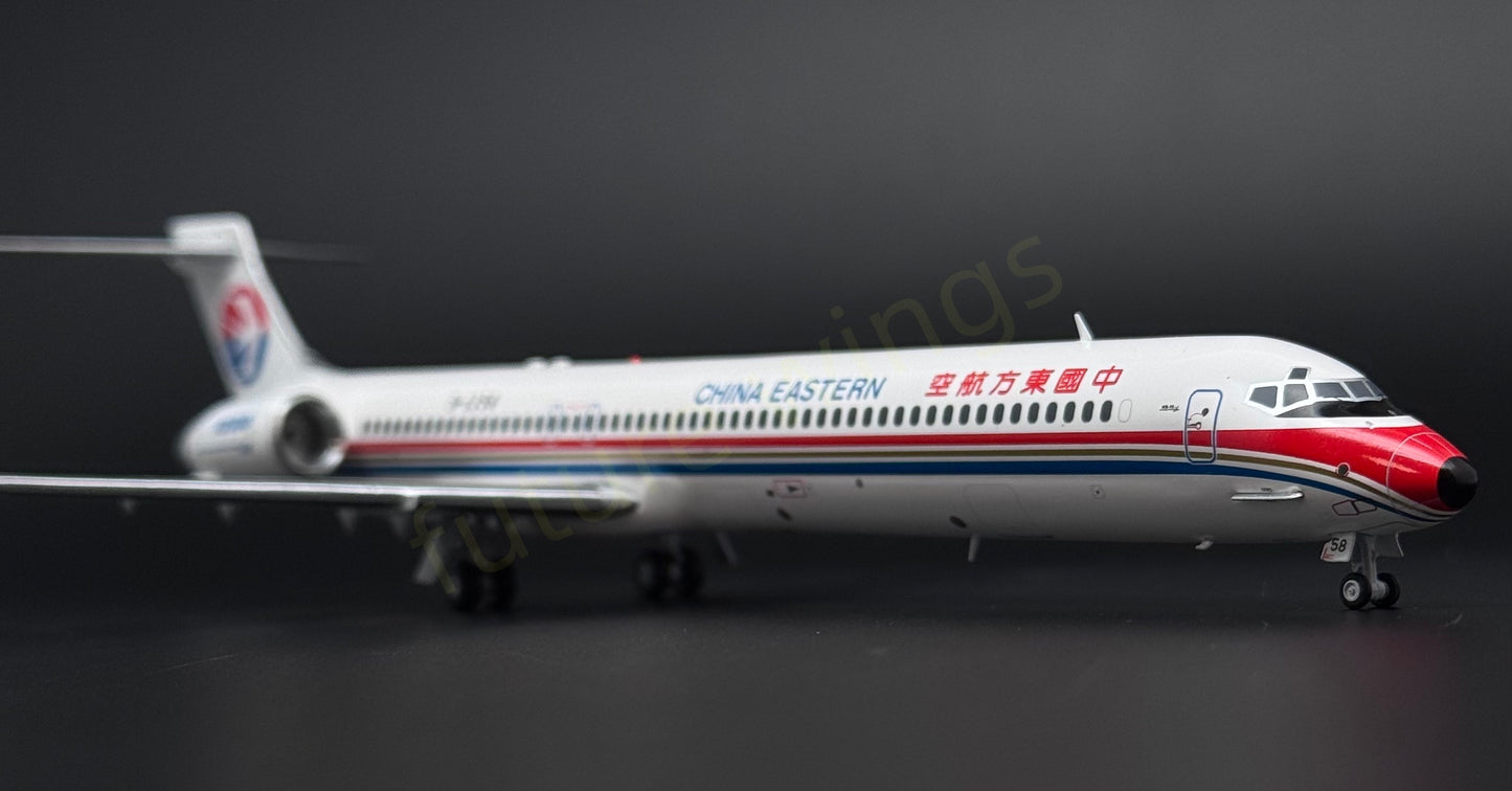 1:200 KJ Model(JC Wings) China Eastern MD-90 B-2258 Diecast Aircraft Model