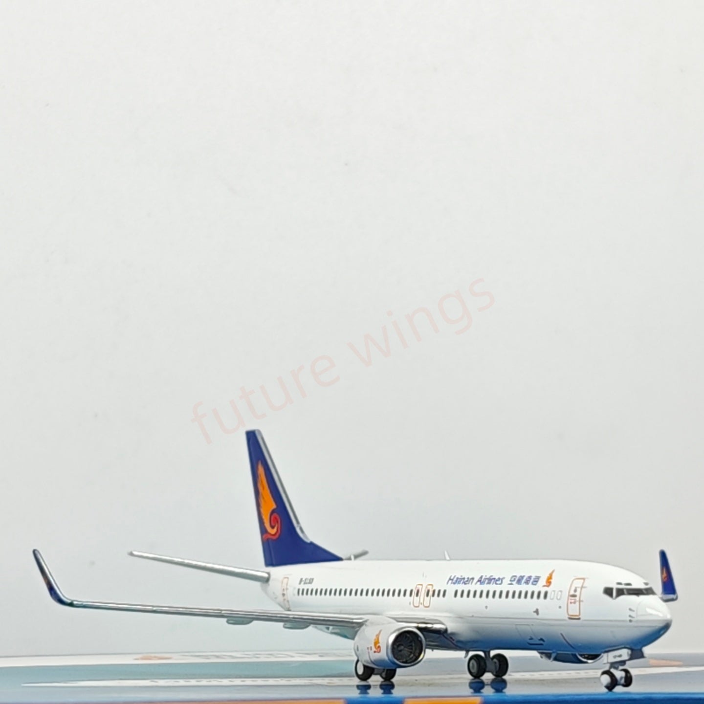 1:400 AeroPolaris Hainan Airlines B737-800 B-2159 Aircraft Model+Free Tractor