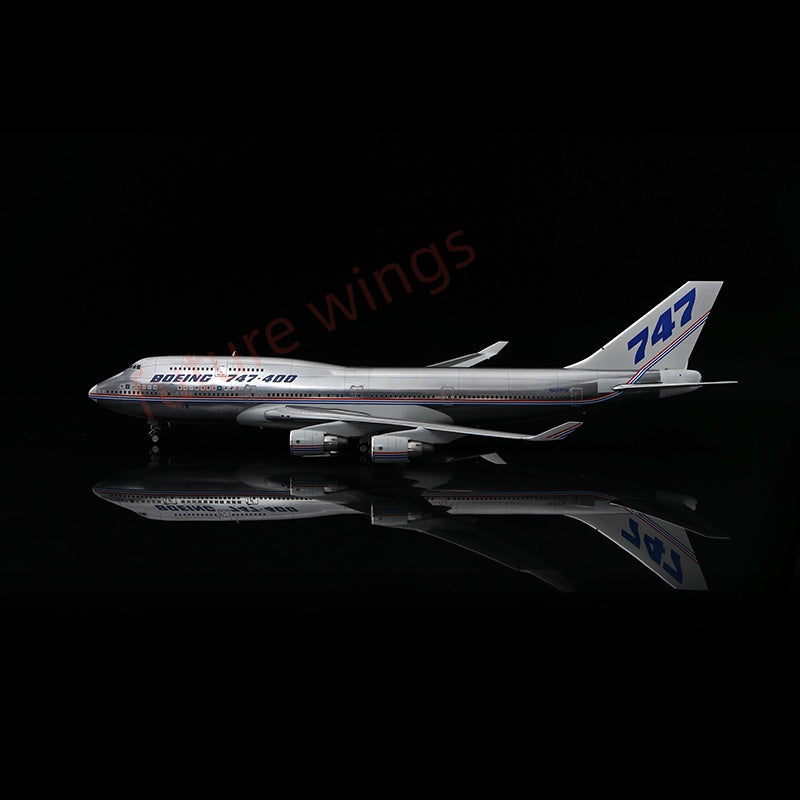 1:200 SQ Wings Boeing House Color B747-400 N401PW Diecast Aircraft Model