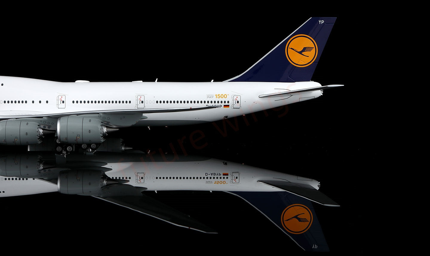 1:200 SQ Wings Lufthansa Airlines B747-8 D-ABYP Diecast Aircraft Model