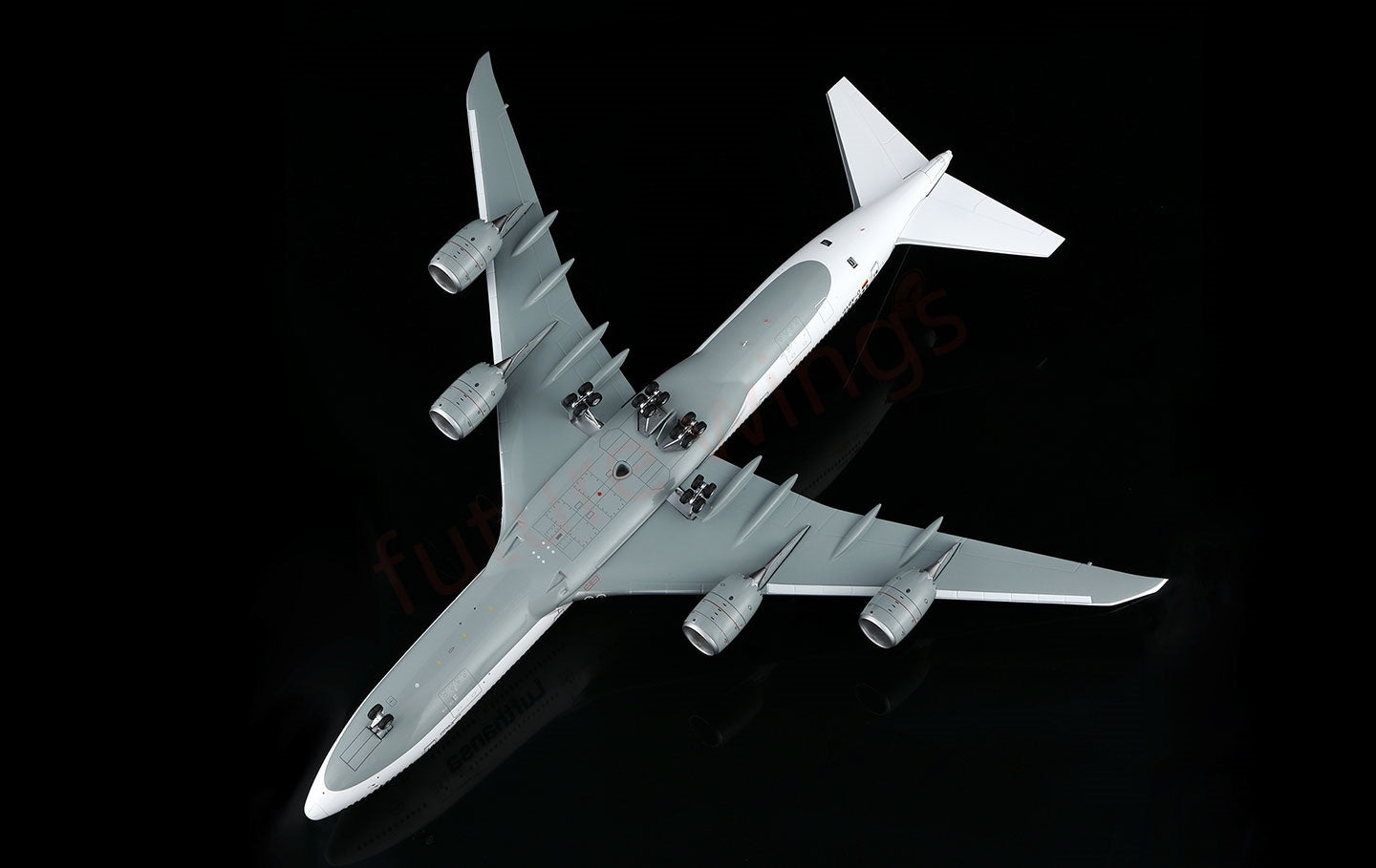 1:200 SQ Wings Lufthansa Airlines B747-8 D-ABYP Diecast Aircraft Model