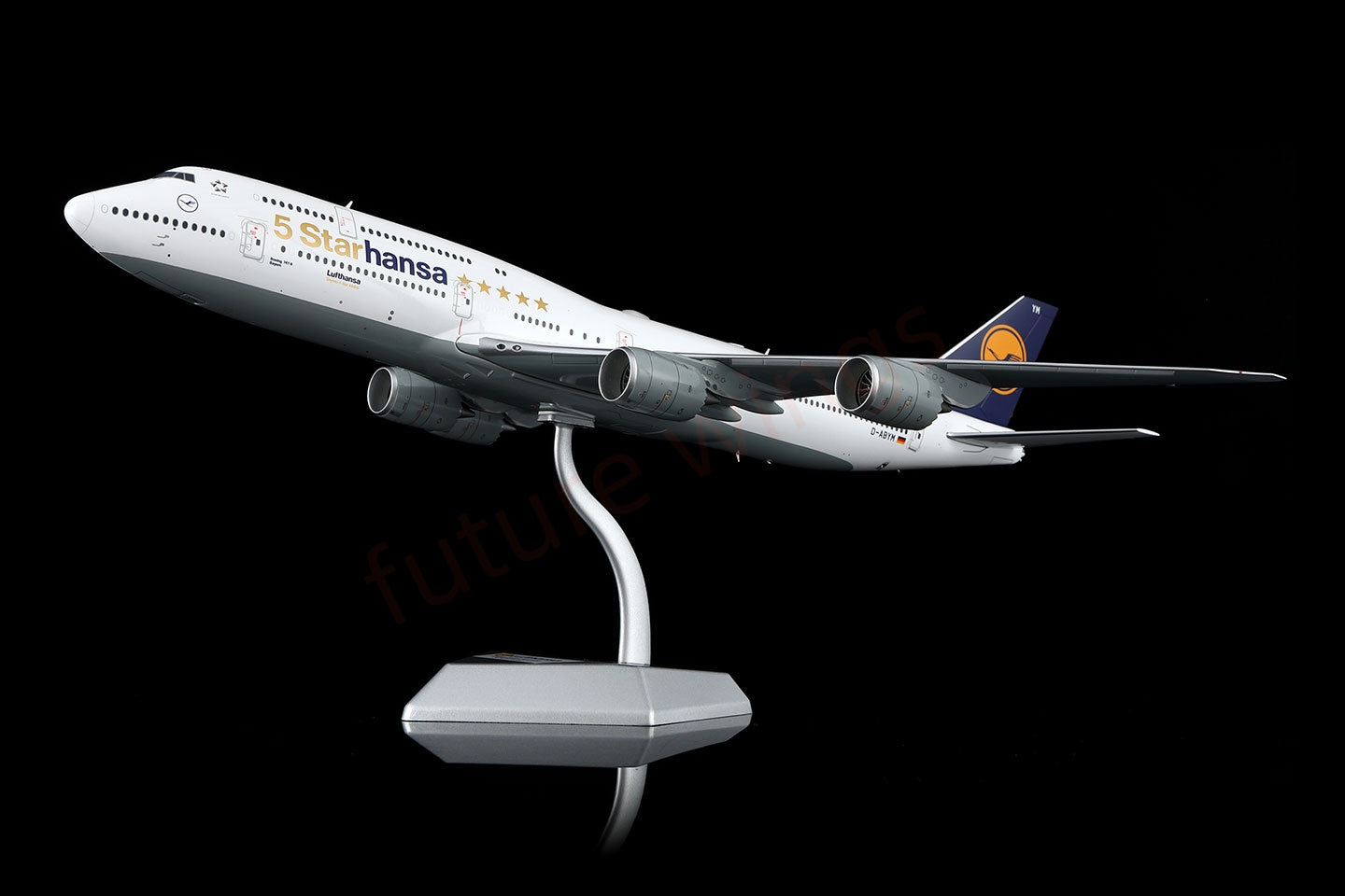 1:200 SQ Wings Lufthansa Airlines B747-8 D-ABYM Diecast Aircraft Model
