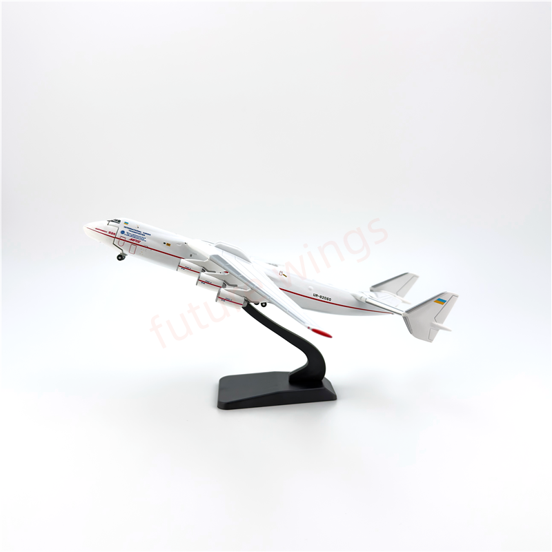 1:400 Blue Wings Antonov An-225 UR-82060 Aircraft Model+Free Tractor