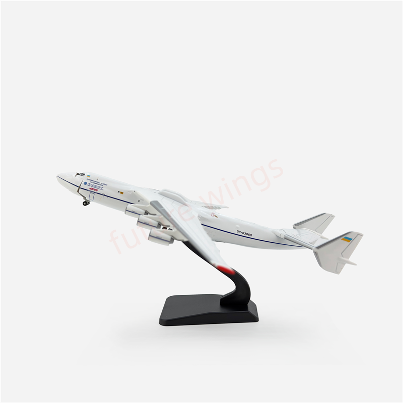 1:400 Blue Wings Antonov An-225 UR-82060 Aircraft Model+Free Tractor
