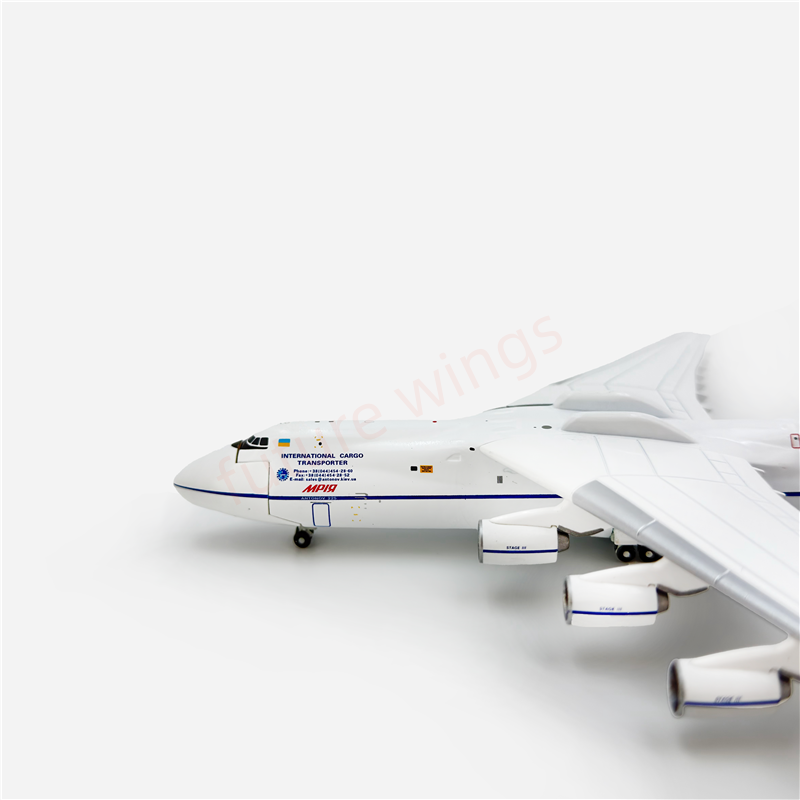 1:400 Blue Wings Antonov An-225 UR-82060 Aircraft Model+Free Tractor